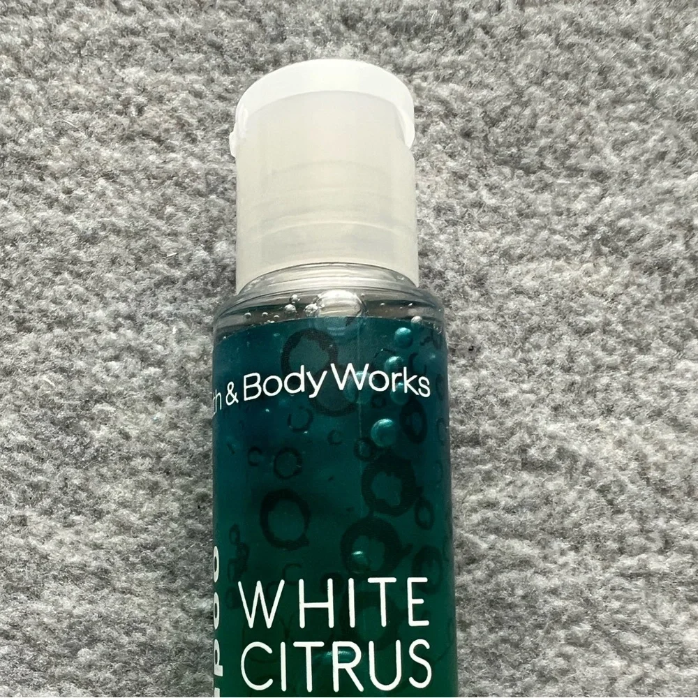 Bath & Body Works‎ white citrus shampoo travel size mini bottles scent flip top